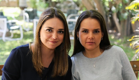  Cristina Garza y Bertha Tamez.