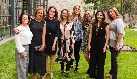  Laura Nieto, Laura del Pozo, Karina Ramos, Karina Navarro, Gaby Lozano, Maricarmen Ayala, Came Stevens y Maribel Ozores.