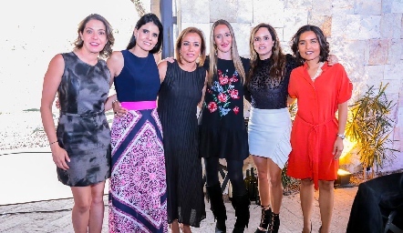  Cecilia Limón, Liz García, Karina Ramos, Maru Muñiz, Patricia Estrada y Lorena Torres.