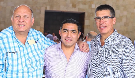  Guillermo Sánchez, Javier Hernández y Mauricio Alcalde.