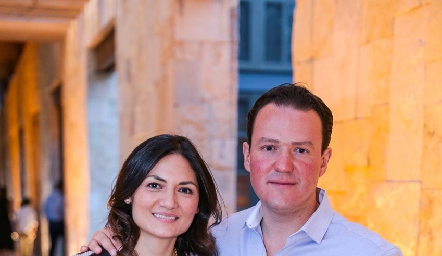  Iliana Gámez y Roberto Muñoz.