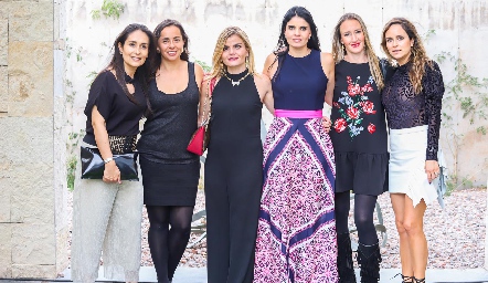  Cristina Torres, Nora Otero, Erika Matuk, Liz Alcalde, Maru Muñiz y Paty Estrada.