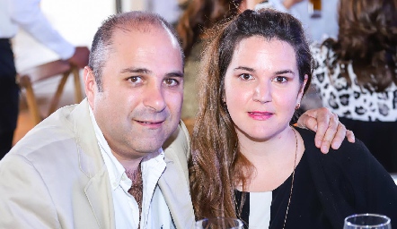  Eduardo Nieto y Mónica Martínez.