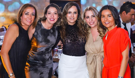  Karina Ramos, Cecilia Limón, Patricia Estrada, Verónica Aguirre y Lorena Torres.
