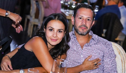  Adriana Revuelta y Alejandro Lafuente.
