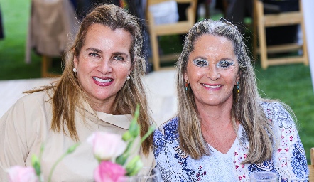  Patricia del Bosque y Paty Meade.