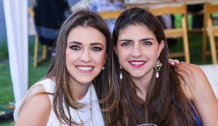  María José y Nuria Hernández.