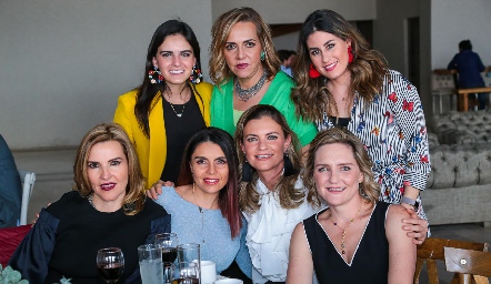  Adriana Olmos, Mimí Hinojosa, Andrea Fernández, Vero Hinojosa, Clavos Leal, Francine Coulón y Sofía Bárcena.