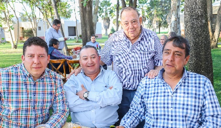  Alejandro Acuña, Benjamín Araujo, Jacobo Payán y Cacho Rodríguez.