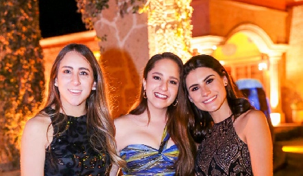  Diana Olvera, Elsa Dahda y Teresita Cadena.