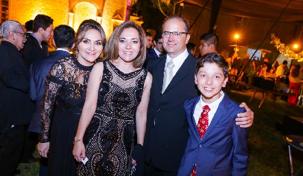  Familia Elizondo Martínez.