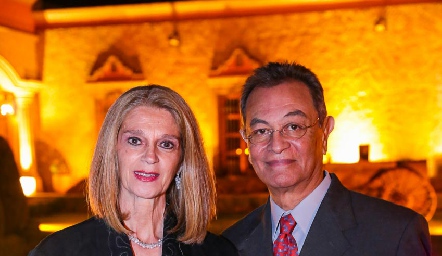  Patricia Medlich y Fernando Mayor Montes.