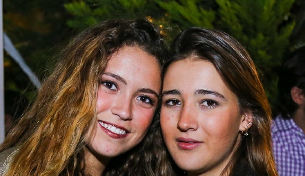  María Emilia Torre y Elena Pelayo.