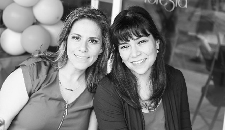  Michelle Zarur y Sofía Díaz de Sandi.