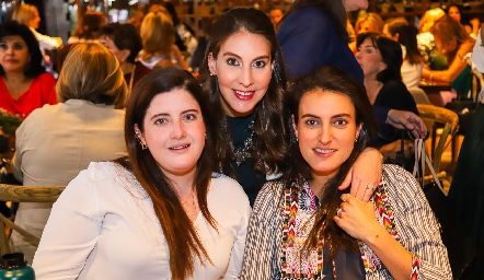 Daniela Martínez,  Ceci Castelo y Fernanda Saiz.