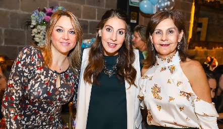  Ale Santos, Ceci y Luchi Castelo.