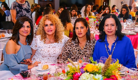  Lucía Escobedo, Delia Hervert, Margarita Martínez y Píldora Quilantán.