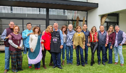  Comida de amigos.