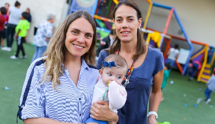  Paloma Espinosa, Liliana y Karla Ortiz.