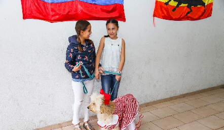  Pau, Luz y Tina.