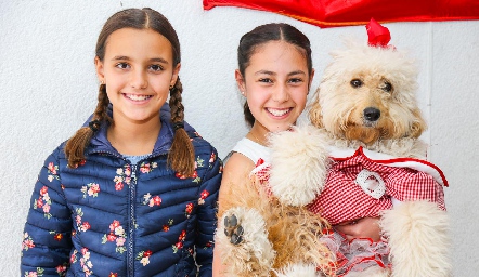  Pau, Luz y Tina.