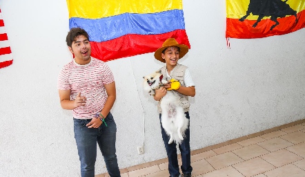  Juan Pablo y Arturo Payán con Rocky.