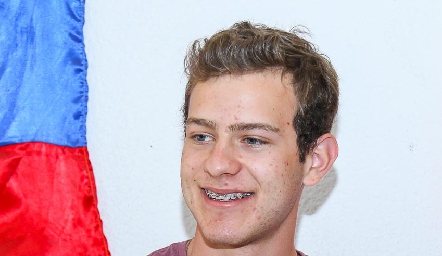  David Estrada.