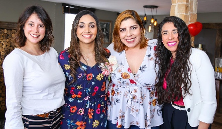  Alejandra Piñero, Ana Paty Sánchez, Brenda Tort y Janet García.