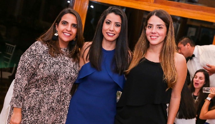  Fernanda Moreno, Gabriela y Cecilia Cabrera.