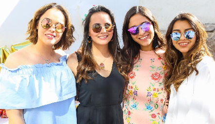  Alejandra Martínez, Ceci Dávila, María José Alonso y Bety Rodríguez.