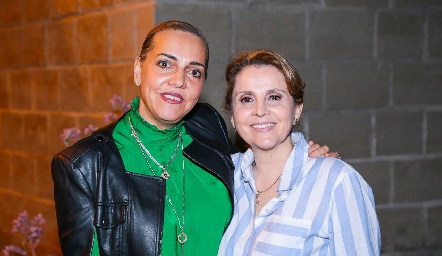  Mimí Hinojosa y Anabel Gaviño.