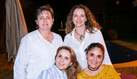 Sofía Hunter, Karina Navarro, Anabel Gaviño y Marcela Orduña.