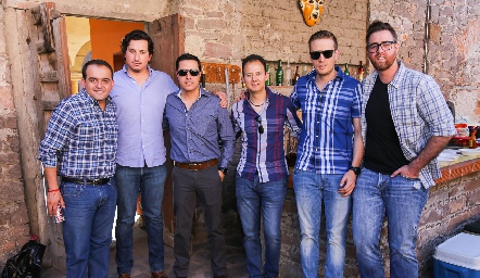  Jaime Morales, Carlos Alonso, Toño Sandoval, Ricardo Salinas, José Carlos González y Balta Villarreal.