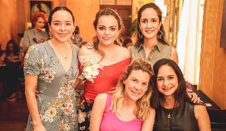  María José Ramírez, Gaby Foyo, Dani Mina, Benilde Hernández y Claudia Villasana.