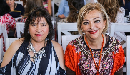  Alma Delia González y Lourdes Curiel.