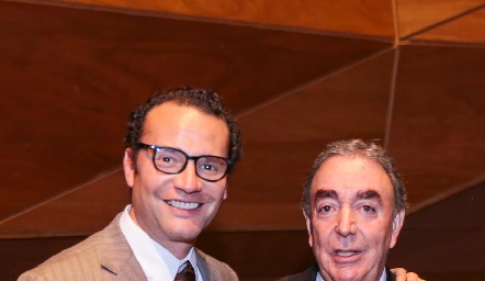  Xavier Nava y Gustavo Puente.