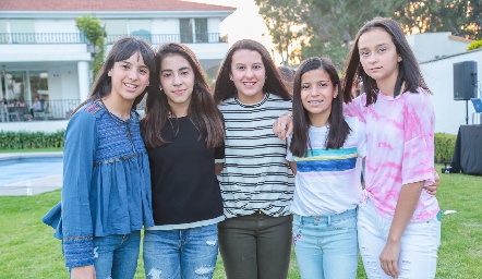  Lucciana, Constanza, Ale, Cami y Montse.
