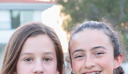  Mariana y Montse.