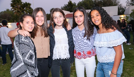 Mejores amigas.