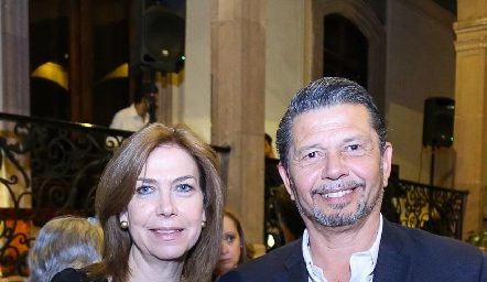  Gaby Nales y Octavio Pedroza.