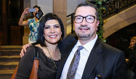  María Tello y Daniel Pedroza, papás del autor del libro, Adolfo Pedroza.
