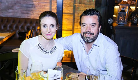  Daniela Kemp y Luis Fernando Córdova.