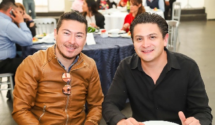  Alberto Vizueth y Alejandro Ruelas.