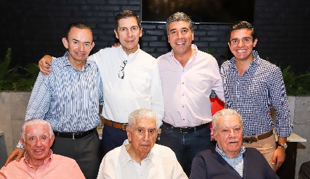  Alejandro Pérez, Abraham y Rafael Tobías, Marcelo Pérez, Manuel Carreras, Abraham Tobías y Alfredo Gallegos.