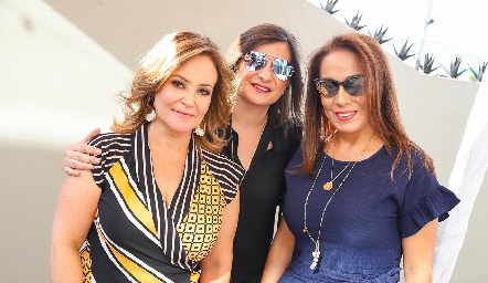  Ingrid Pérez, Maritere Cadena y Lorena Herrera.