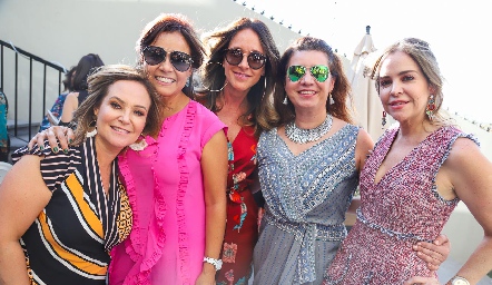  Ingrid Pérez, Laura Acosta, Claudia Toledo, Hilda Rodríguez y Gaby Serment.
