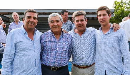  Los Galván: Gerardo, Gilberto, Galo y Galo.