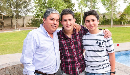 Los Córdova: Gerardo, Julio y Pablo.