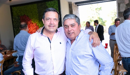  Juan Carlos de la Rosa y Gerardo Córdova.