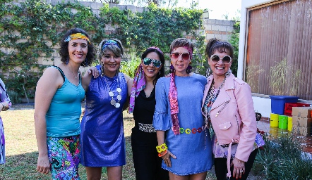  Gaby Abud, Elsy Guerra, Marcela Batres, Ana Hunter y Brenda Álvarez.